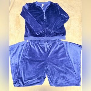 Jaclyn Intimates Dark Blue Lounge Set